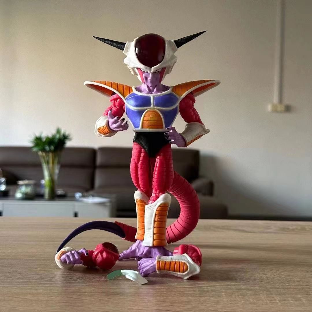في الأوراق المالية أنيمي التني - مراجعة Model Kit Frieza وسعره