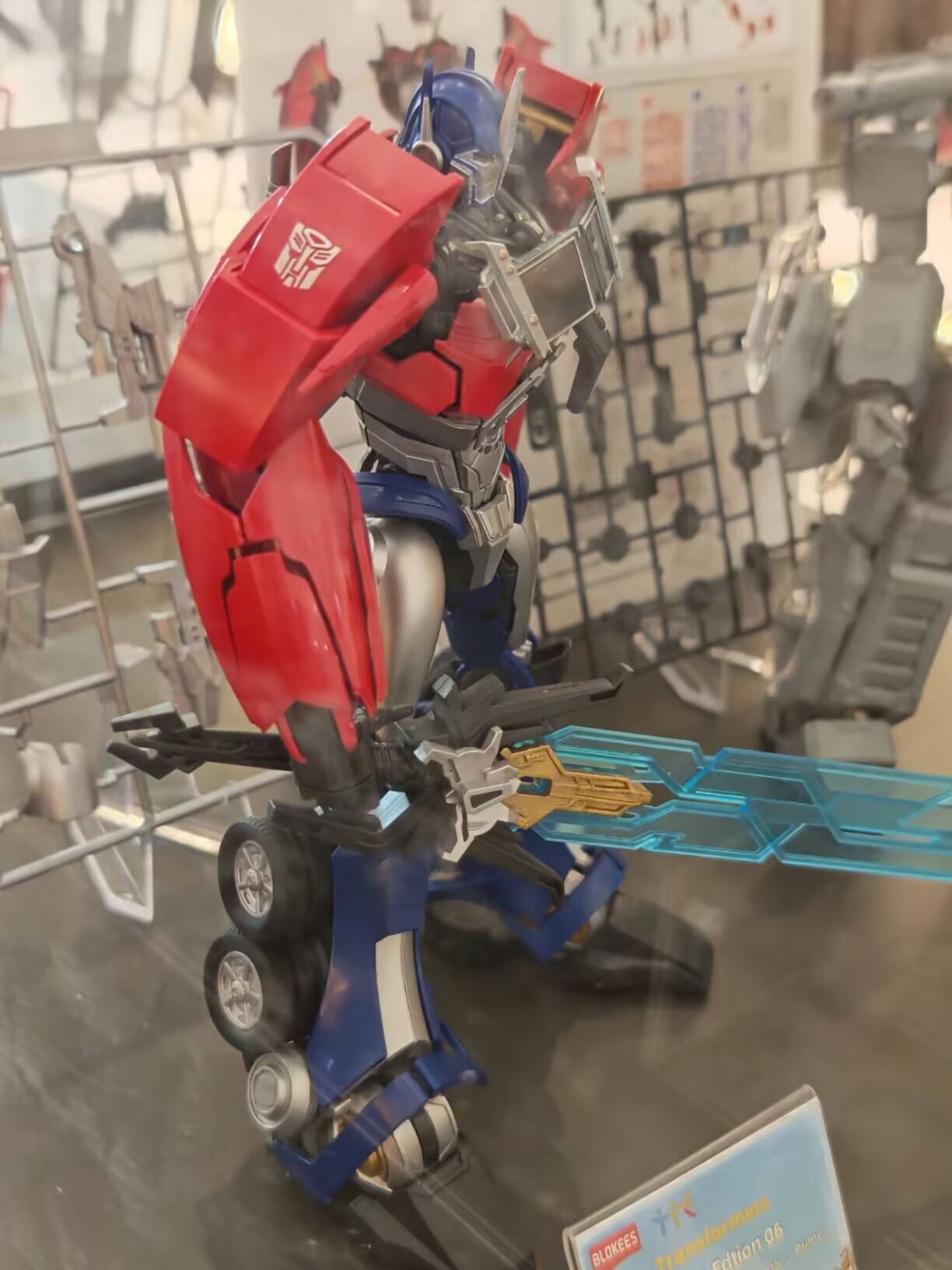 مجموعة شخصيات ترانسفورمرز أوبت - مراجعة Model Kit Transformers Blokees وسعره