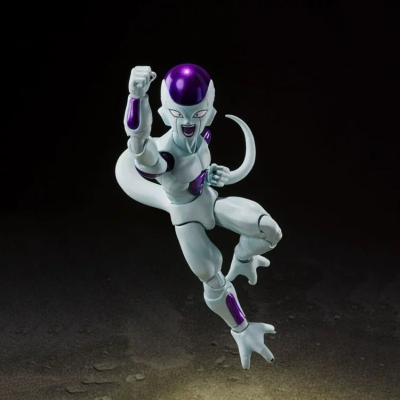 متوفر في المخزون: مجسم أصلي من - مراجعة Model Kit Frieza وسعره