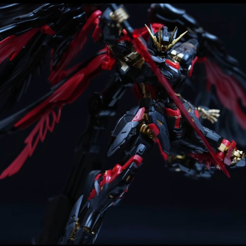 متوفر في المخزون: مجسمات ميكا  - مراجعة Fenrir Model Kit In Era وسعره