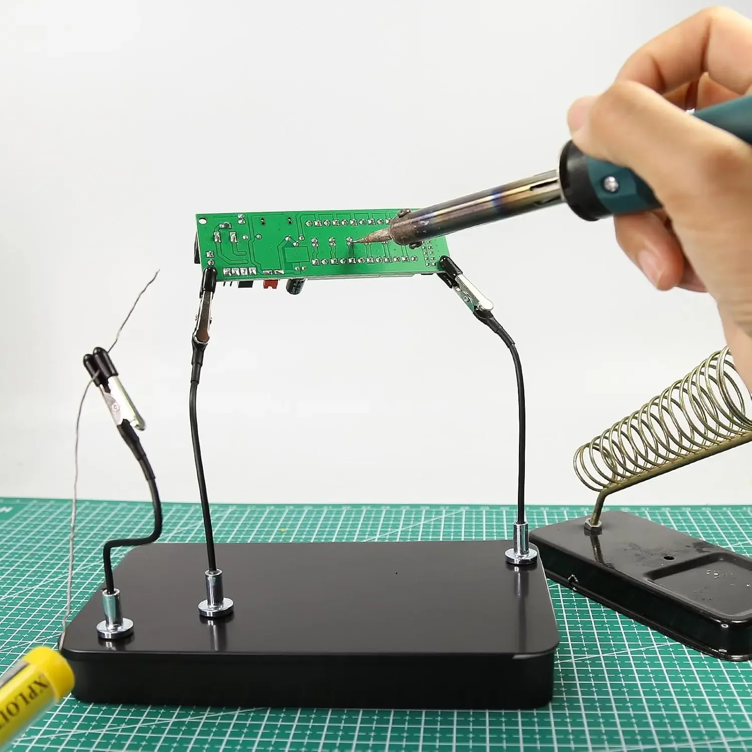 نموذج اللوحة حامل قاعدة حامل 1 - مراجعة Model Kit Paint Set وسعره