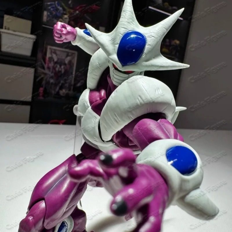 متوفر في المخزون: شخصية أنمي ب - مراجعة Model Kit Frieza وسعره